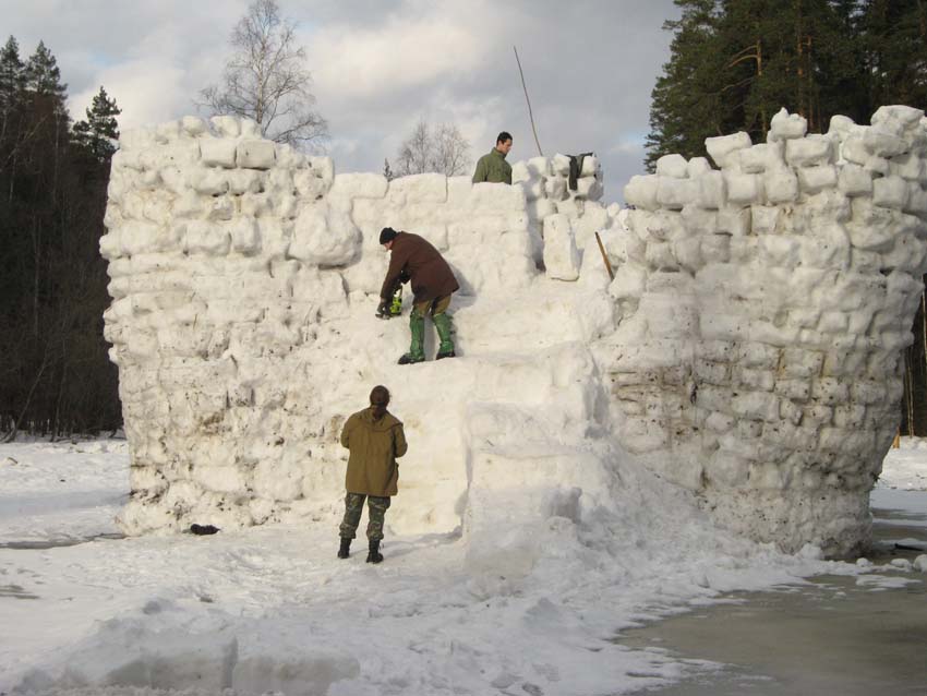 Игра Снежная крепость
